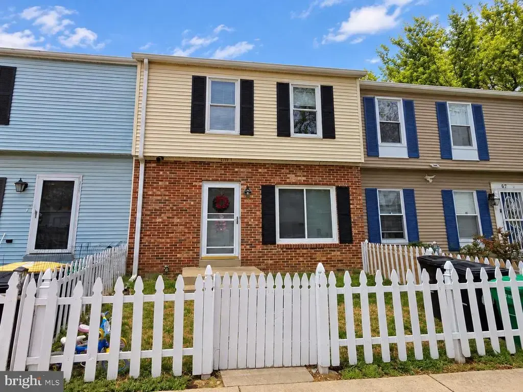6714 Hawthorne St, LANDOVER