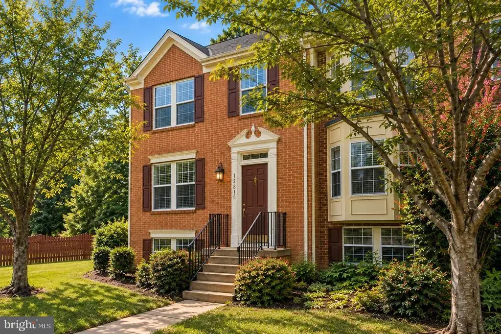 12816 Silvia Loop, WOODBRIDGE