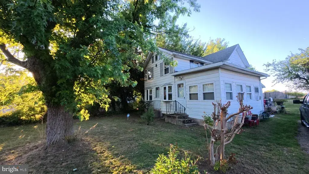 647 Buckshutem Rd, BRIDGETON