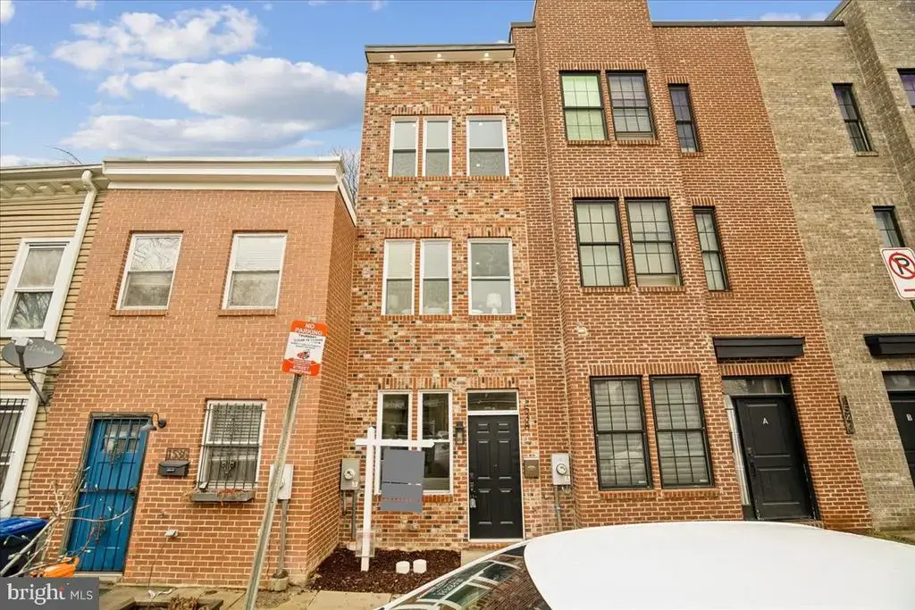 1538 Levis St Ne, WASHINGTON
