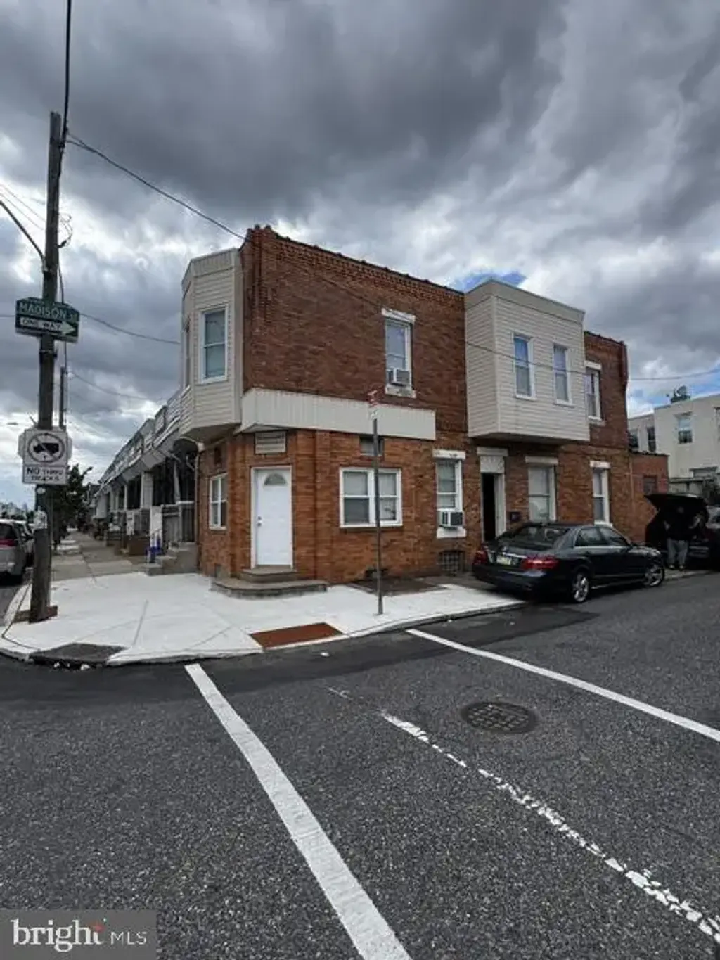 3244 Cedar St, PHILADELPHIA