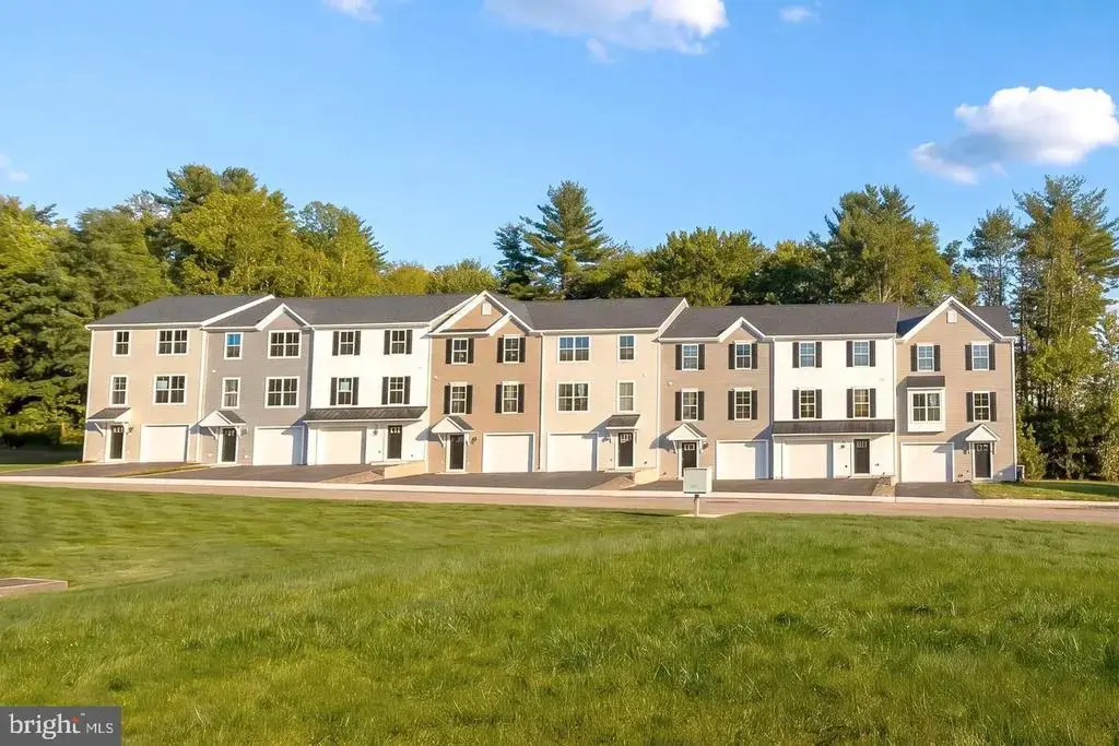215 Pine Crest Village Dr #lot 15, PINE GROVE