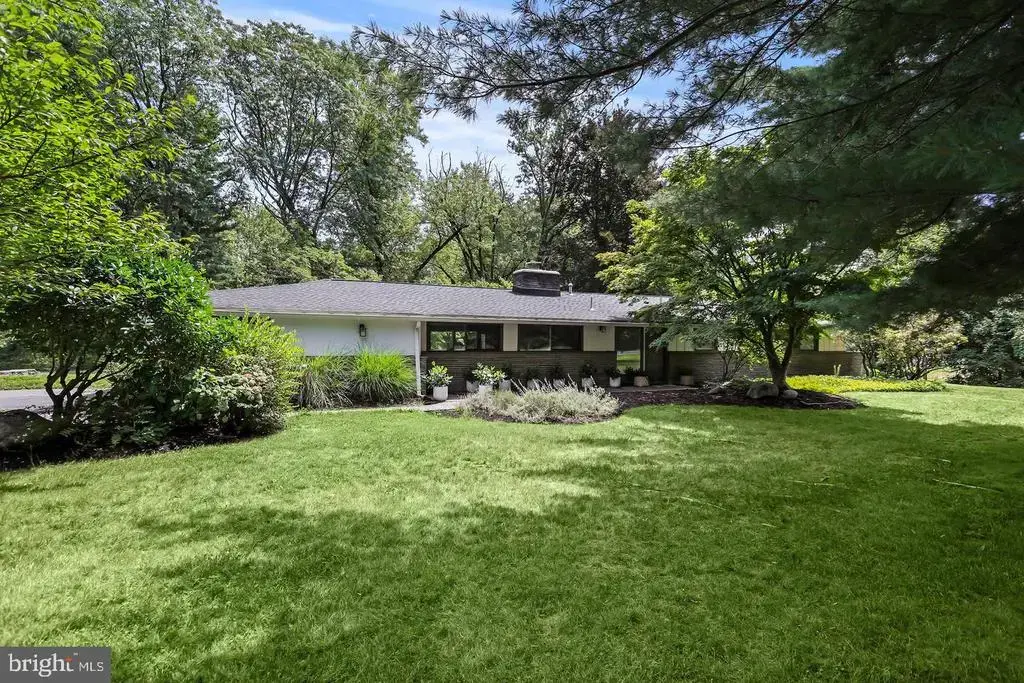 1004 Mercer Rd, PRINCETON