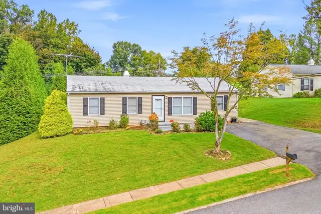 32 Chartwell Rd, West Grove