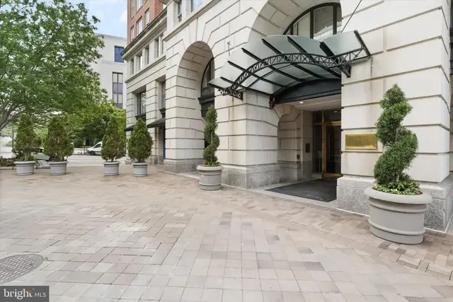 601 Pennsylvania Ave Nw #1103n, Washington