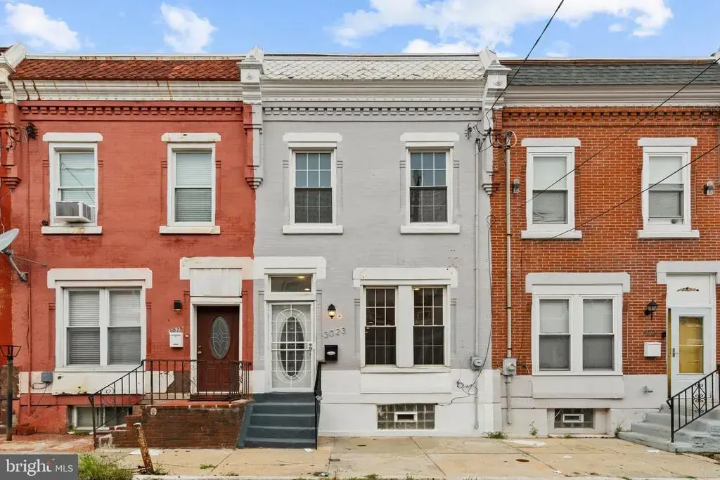 3023 W Colona St, PHILADELPHIA