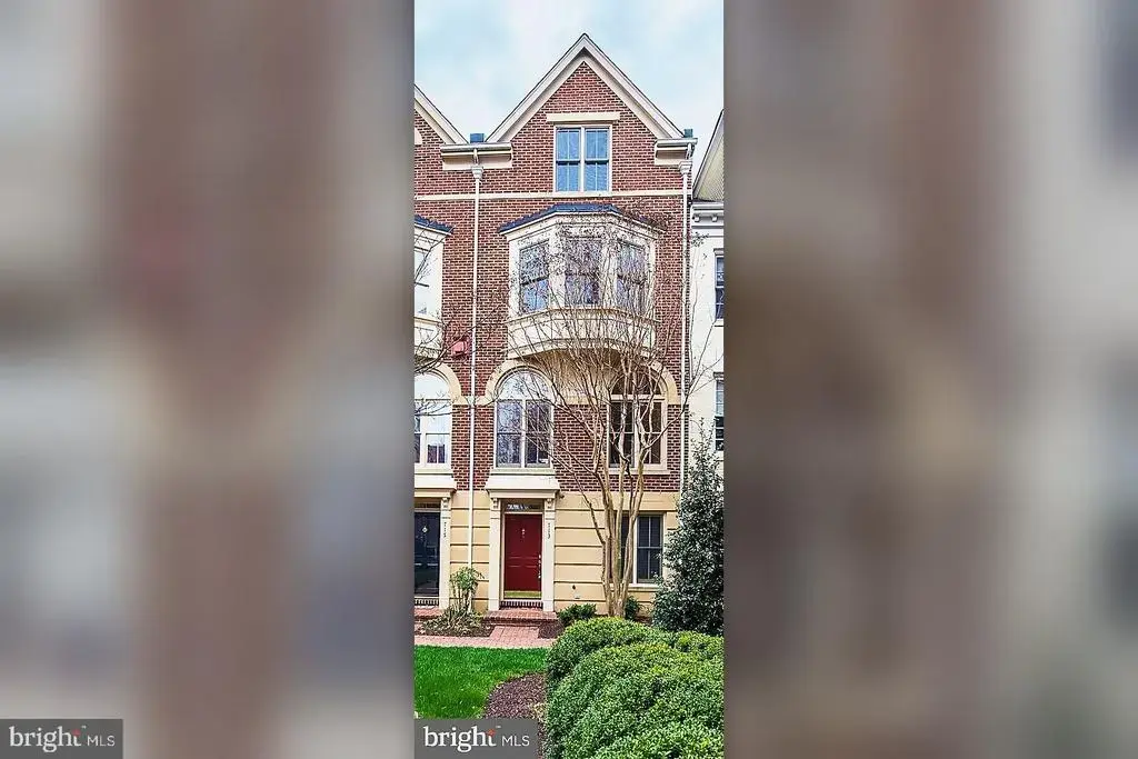 713 Fords Landing Way, ALEXANDRIA