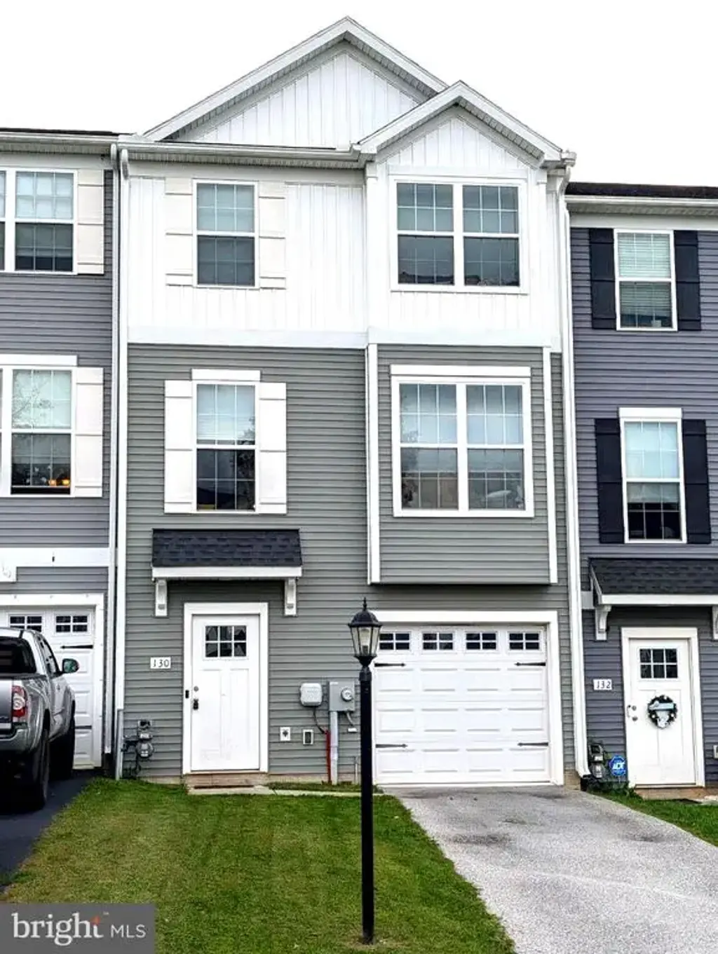 130 Overlook Dr, HANOVER