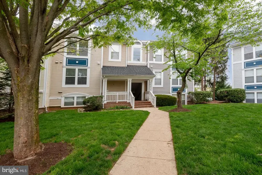 20575 Snowshoe Sq #202, ASHBURN