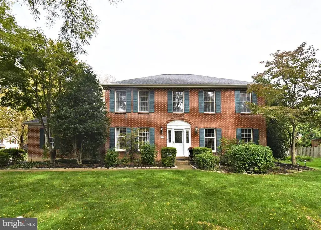 107 Fairview Dr, LANSDALE