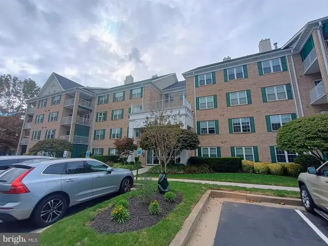 12110 Tullamore Ct #201, Lutherville Timonium