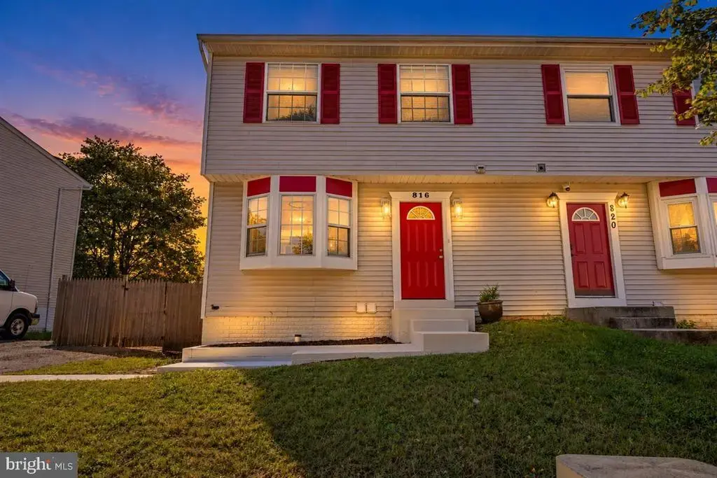 816 Central Hills Ln, LANDOVER