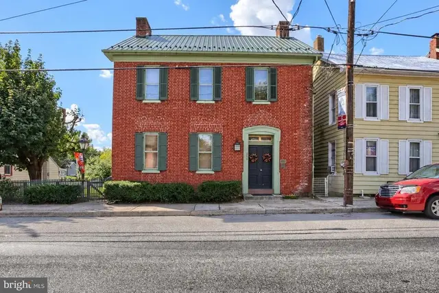 530 W King St, East Berlin