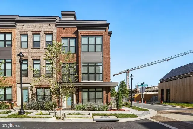 5331 Zenith Olook, Bethesda