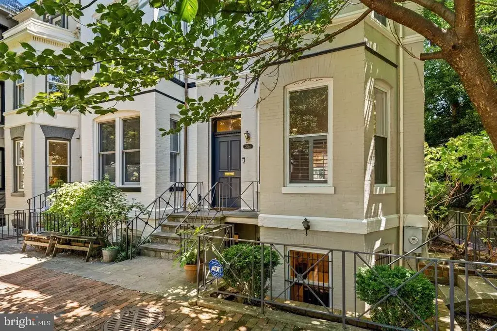 3044 Cambridge Pl Nw, WASHINGTON