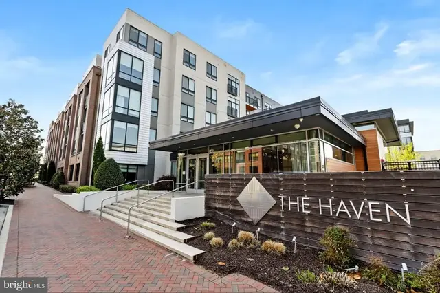 145 Riverhaven Dr #454, National Harbor