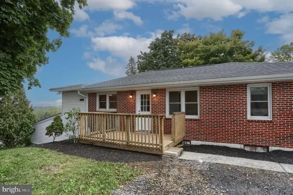 144 E Caren Dr, GRANTVILLE