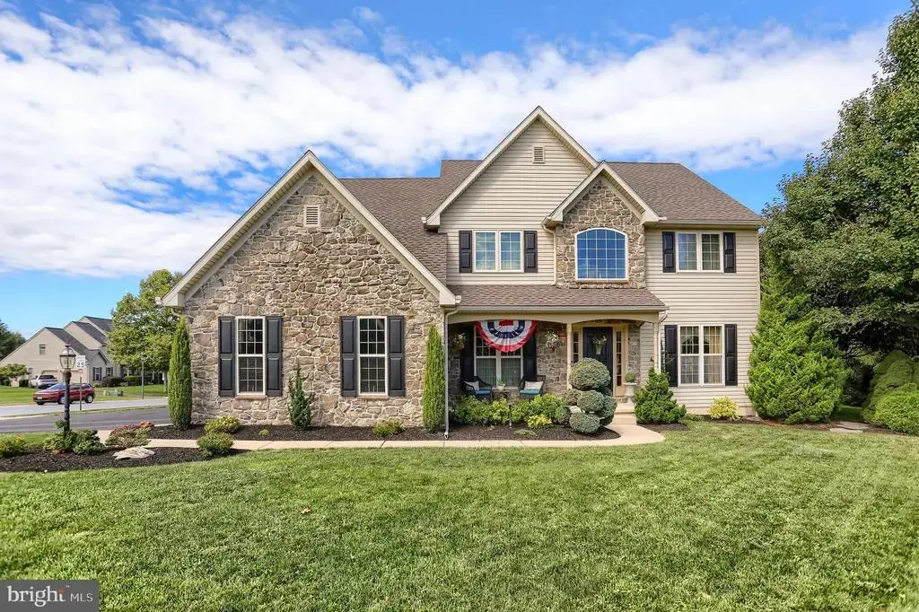 1041 Castle Maine Ct, ELIZABETHTOWN