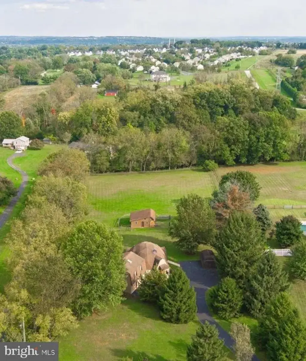 40 Buckwalter Rd, SPRING CITY