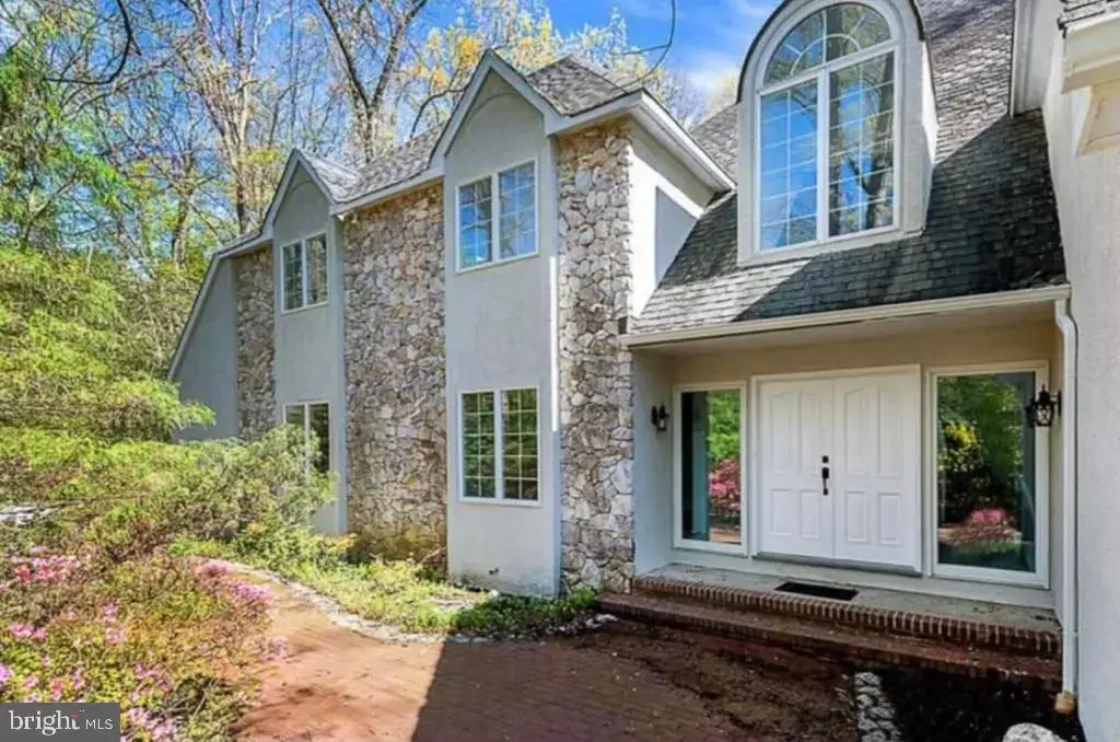 1 Keswick Dr, VOORHEES