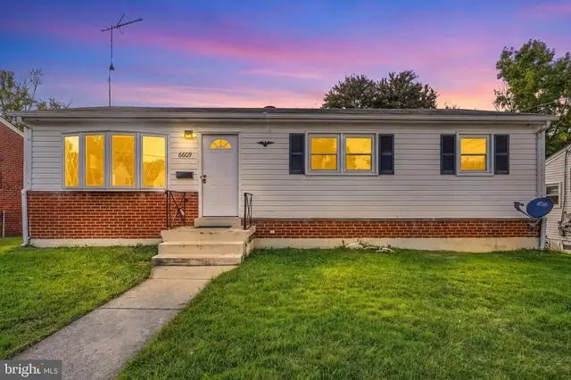 6609 March Dr, Oxon Hill