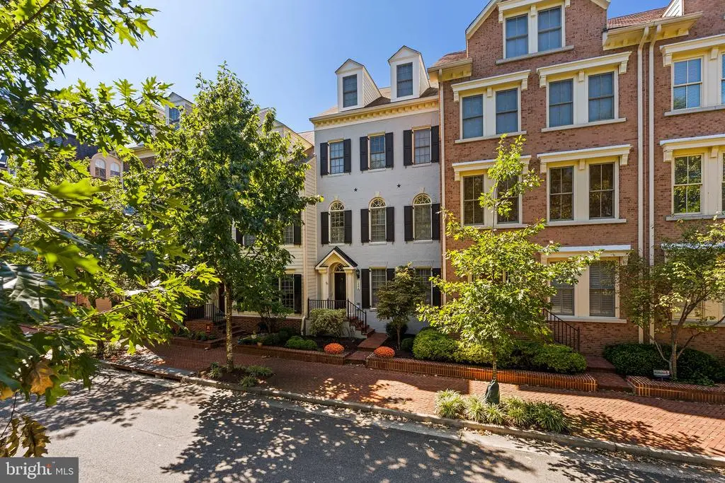 1844 Carpenter Rd, ALEXANDRIA