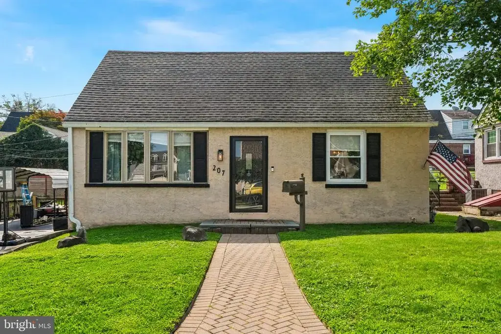 207 Rolling Rd, BROOMALL