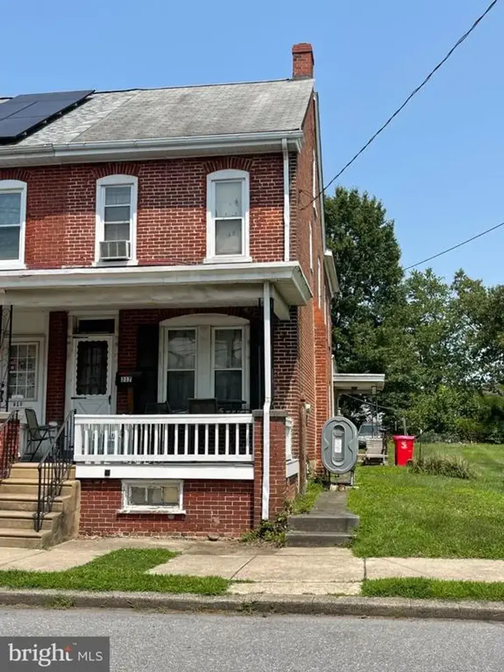 317 W Race St, STOWE