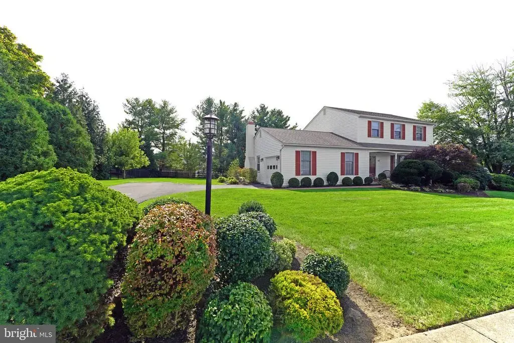 41 Castlewood Dr, CHALFONT
