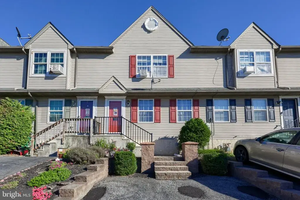 228 Quaking Aspen Ln, MARIETTA