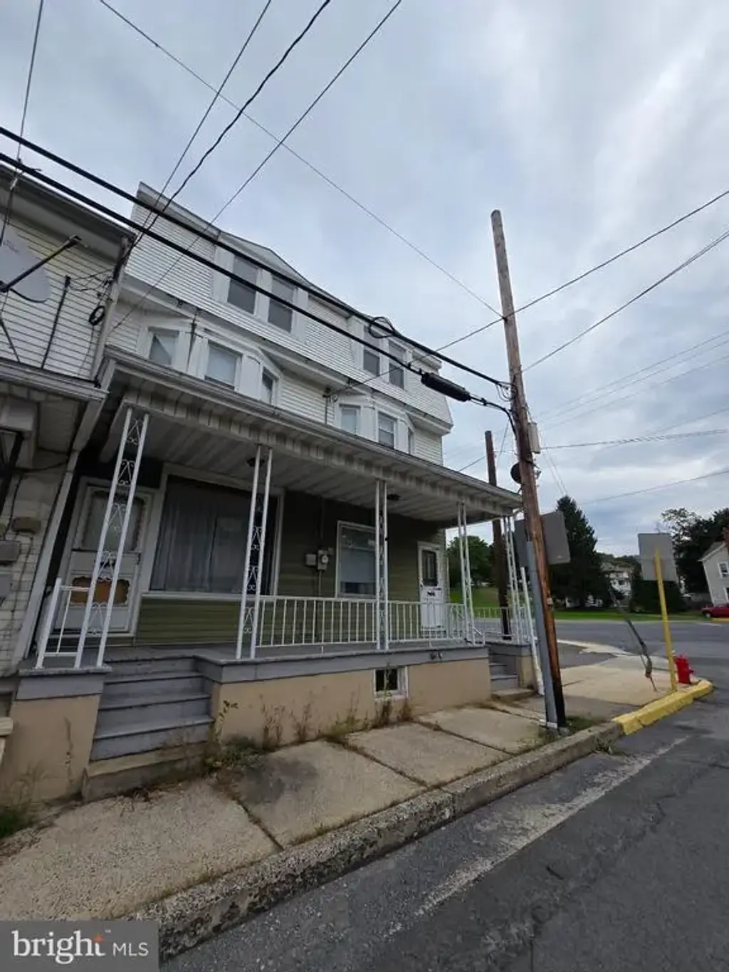 30 Main St, MIDDLEPORT