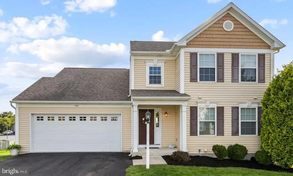 108 Kenneth Dr, LEOLA