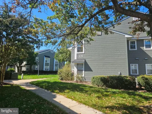 8612 Beekman Pl #d, Alexandria