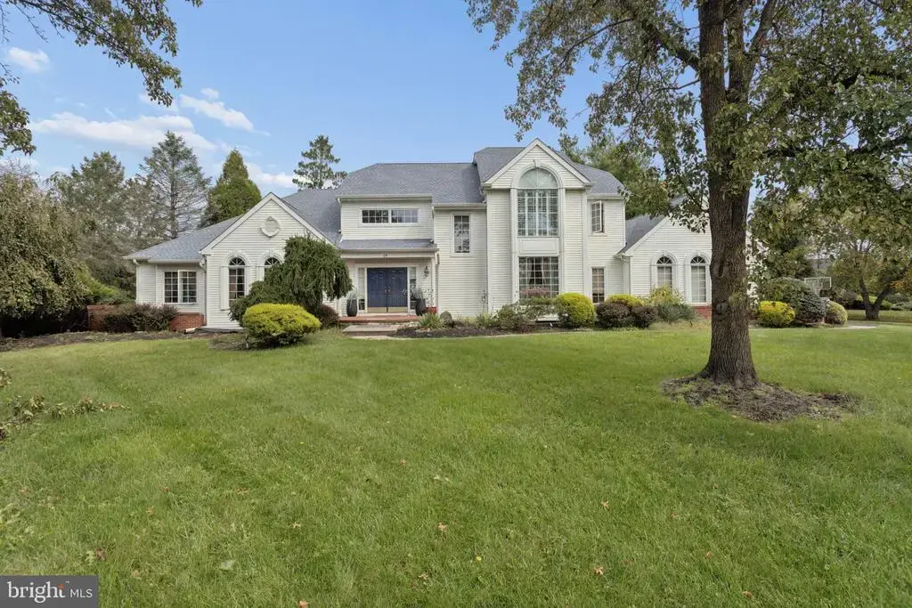 17 Glacier Dr, PRINCETON JUNCTION