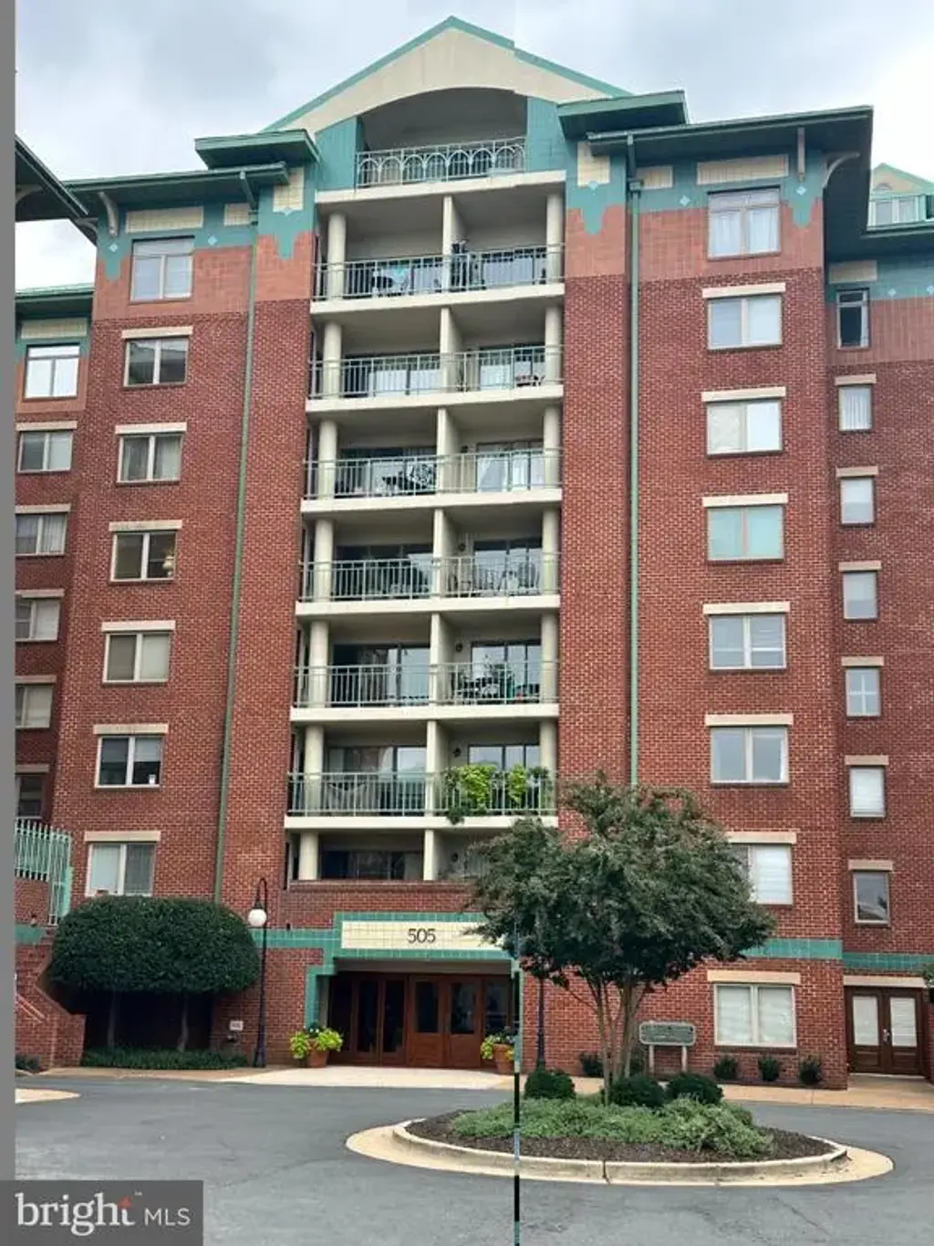 505 E Braddock Rd #408, ALEXANDRIA