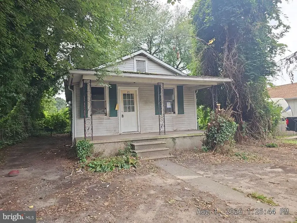 25 Chester Ave, PENNSVILLE