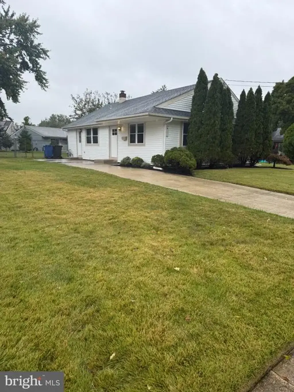 105 Holly Dr, WEST DEPTFORD