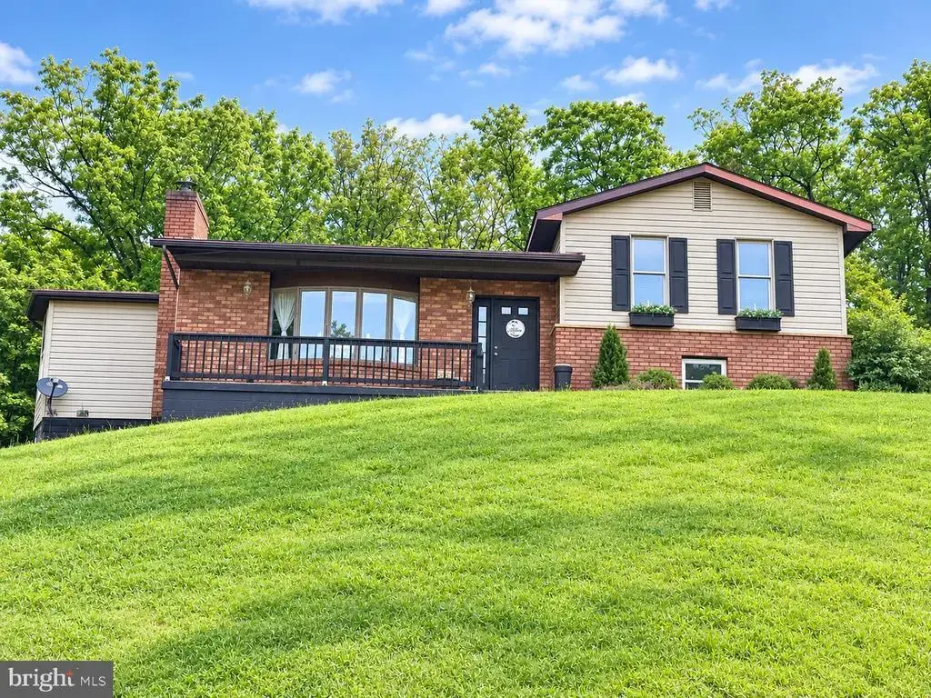 238 Landis Ln, GREEN SPRING