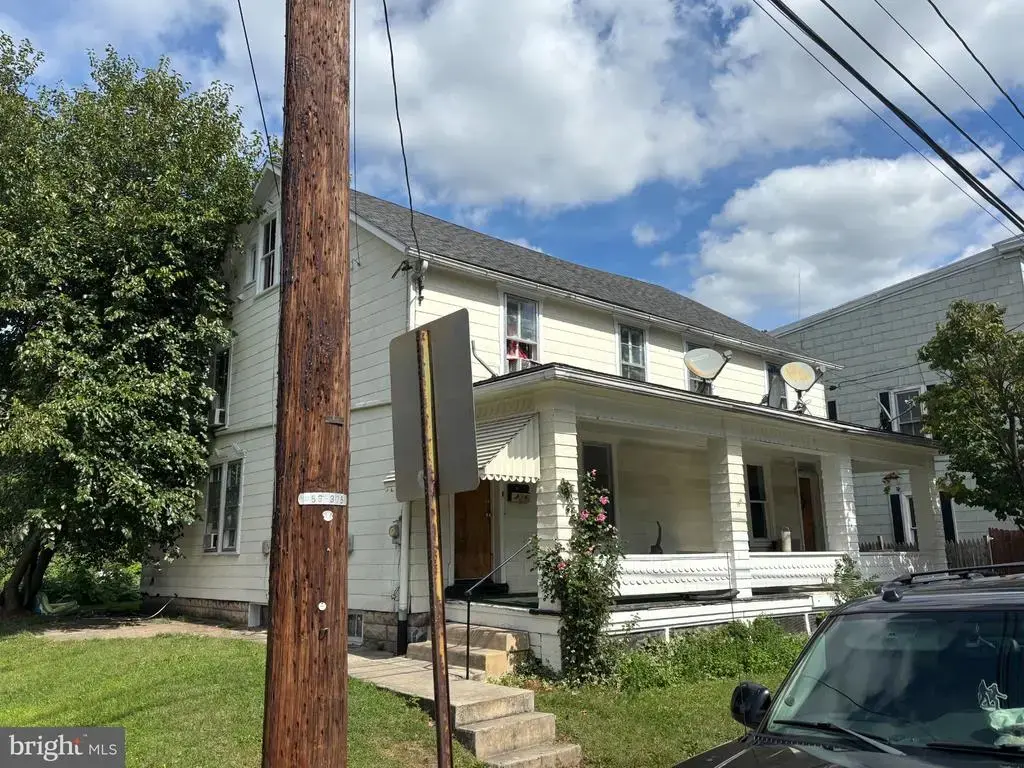 375 & 377 E King St, CHAMBERSBURG