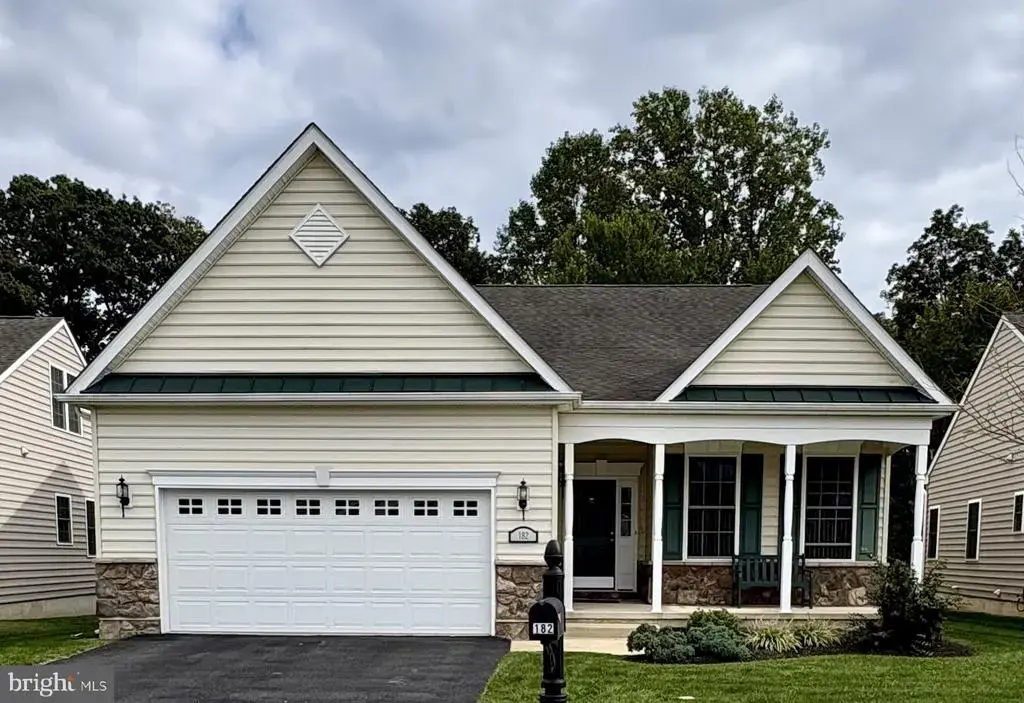 182 Eastridge Dr, SMYRNA