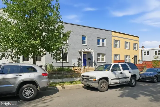 1250 Queen St Ne #2, Washington