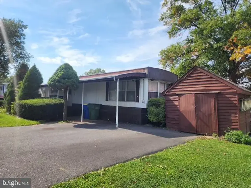 129 Seneca Ave, DOVER