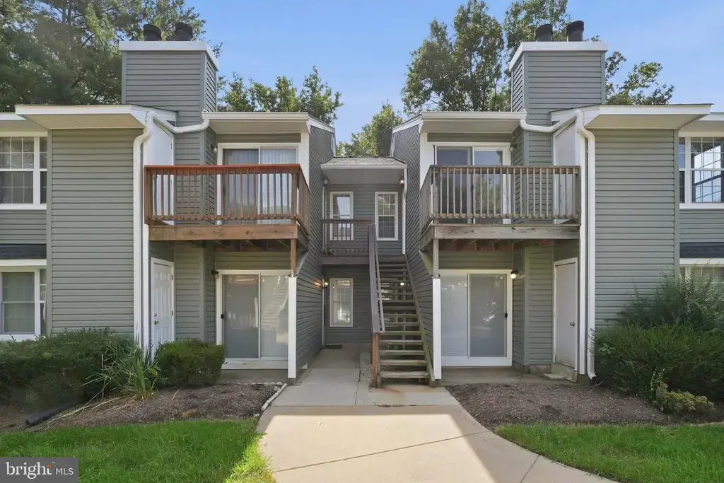 8633 Beekman Pl #33d, ALEXANDRIA