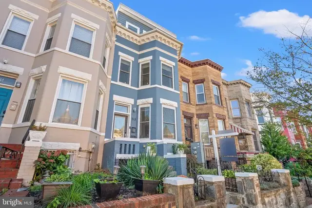 53 R St Ne #2, Washington