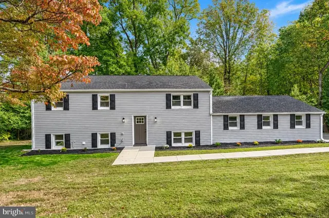 1017 Roxleigh Rd, Baltimore