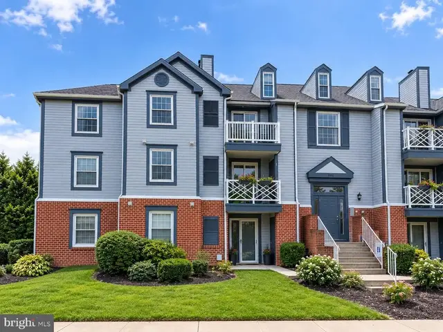 207 Oak Leaf Cir #207-j, Abingdon