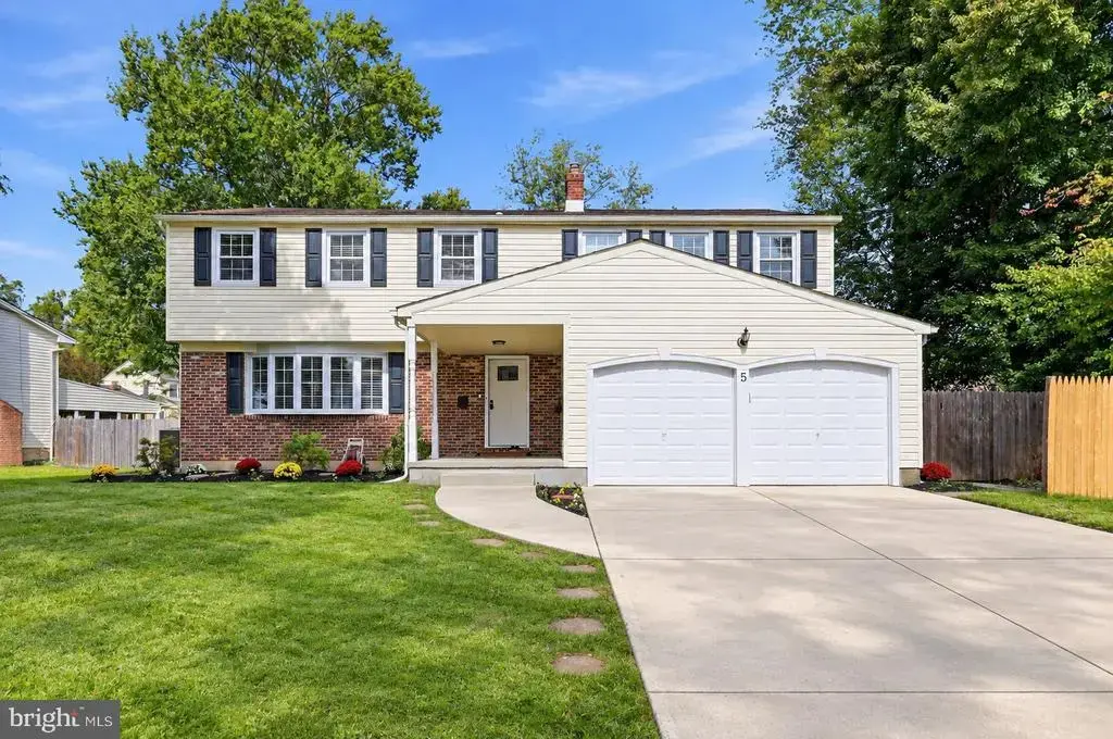 5 Tunbridge Rd, CHERRY HILL