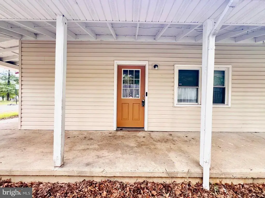 208 Telegraph Rd, STAFFORD