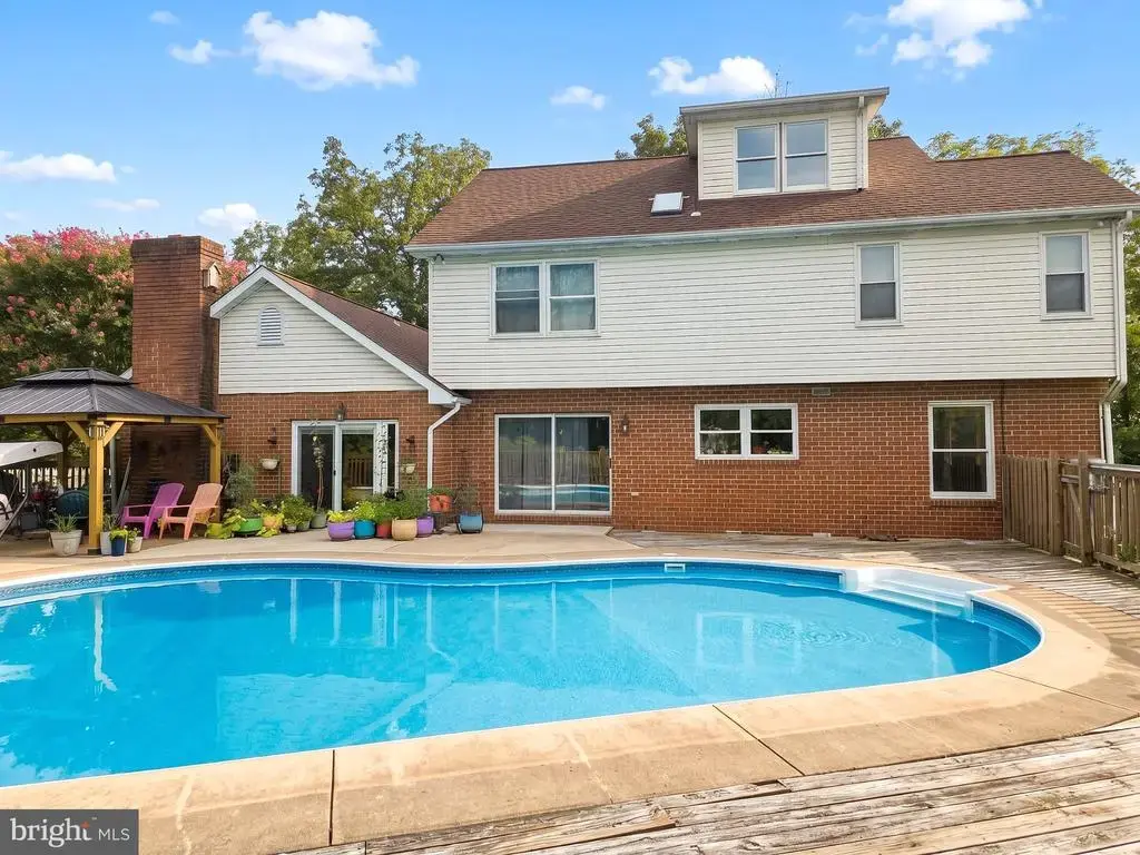 951 Porters Rd, SPRING GROVE