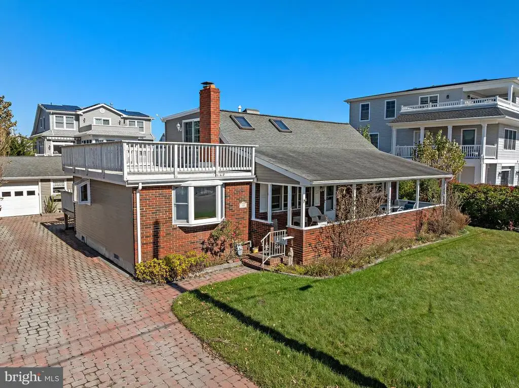 327 W 16th St, SHIP BOTTOM
